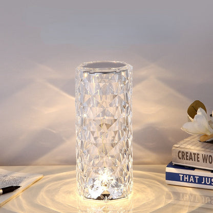 Lune's Crystal Lamp
