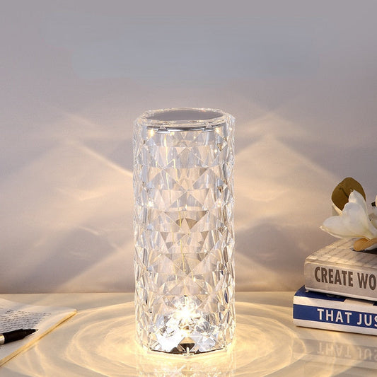 Lune's Crystal Lamp